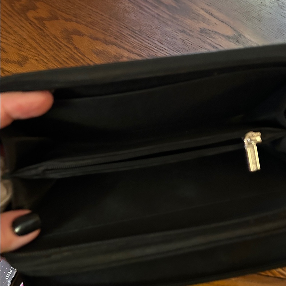Elizabeth and James Multicolor Butterfly Black Leather Clutch!🩵💜Very Nice!! - Picture 4 of 5